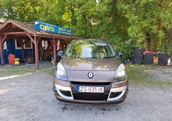 Renault Scenic cena 22900 przebieg: 205000, rok produkcji 2011 z Jarosław małe 121